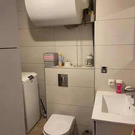 Un Date Love Au Bord De La Piscine شقة *