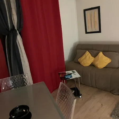 Un Date Au Bord De La Piscine Appartamento Canet-en-Roussillon